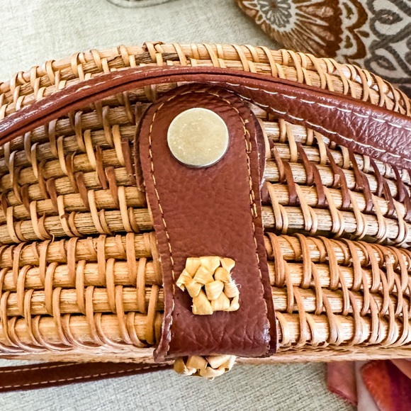 Handwoven Round Rattan Bag - Picture 3 of 10